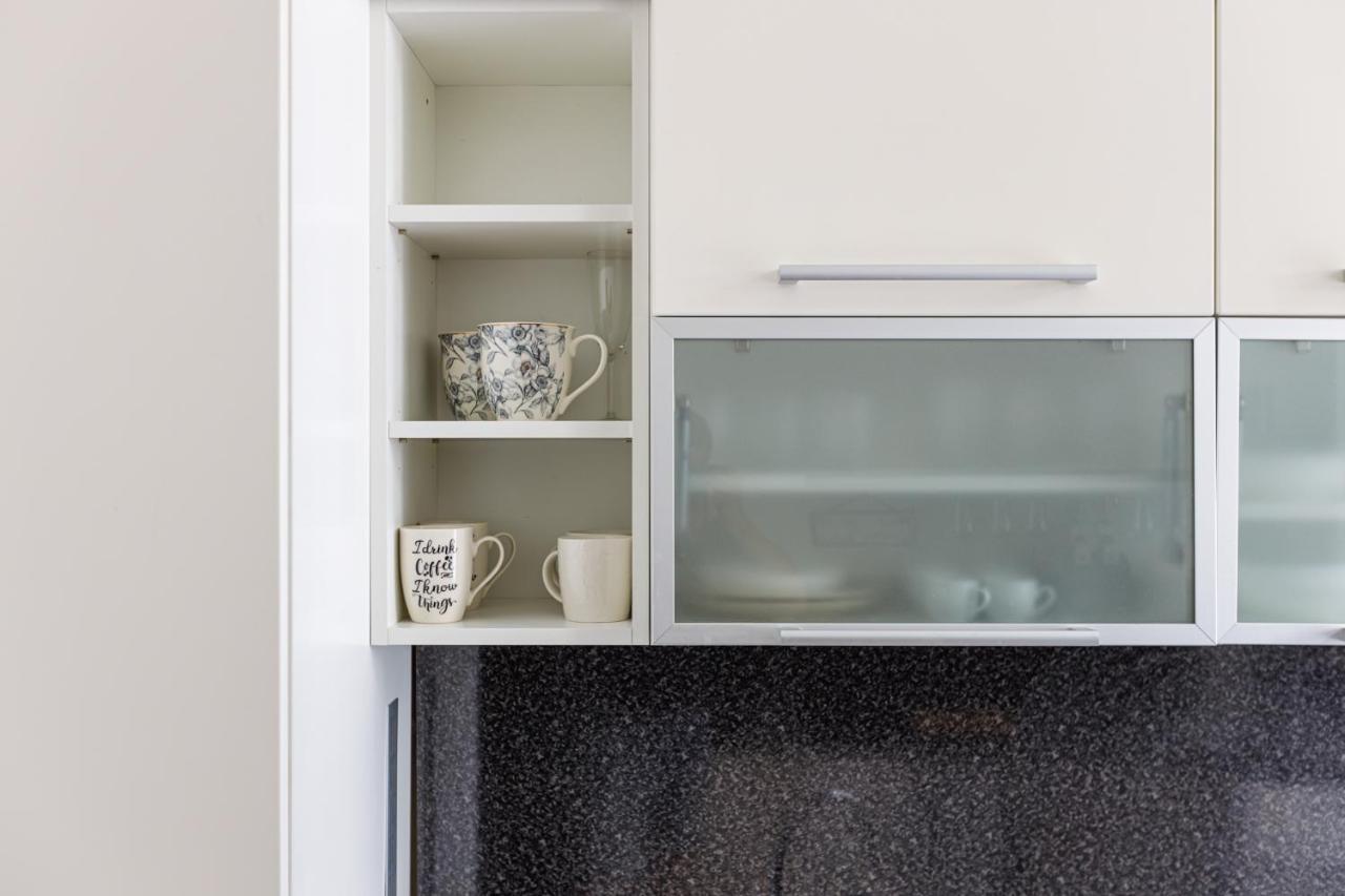 Newly Renovated Apartment In The Old Town Bratislava Luaran gambar